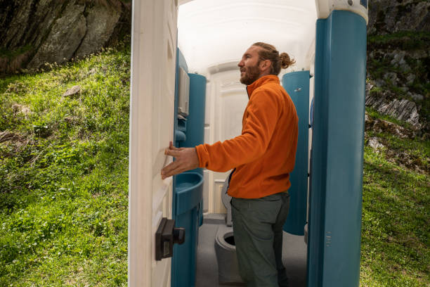 Best Portable bathroom rental  in Prceton, IN
